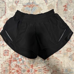 COPY - Lululemon Hotty Hot Short Low Rise 2.5